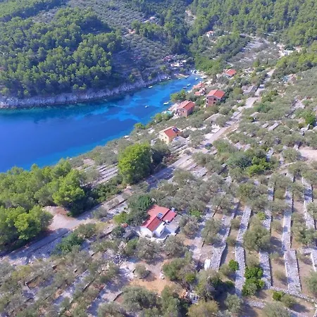 Nyaraló Planika Vela Luka