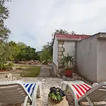 Planika Vela Luka